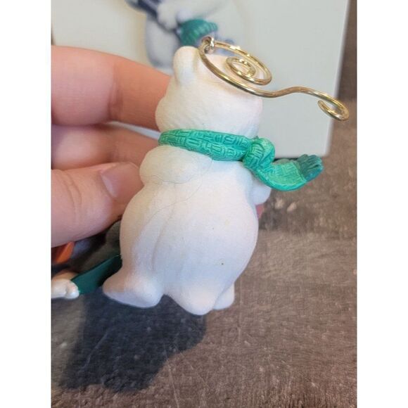 Hallmark 2007 here's the Scoop ornament Xmas Decor penguin polar bear - Picture 3 of 5